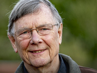 Ab Osterhaus: 'Vaccineer kinderen om scholen open te houden'