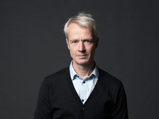 'Ik ben geneigd te denken dat kleur neutraler is dan taal'