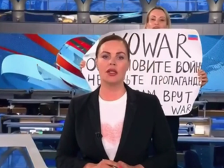 Pjotr Sauer: Tv-demonstrante Rusland vreest voor lot van haar kinderen