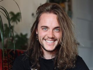 Van zangeres naar zanger: Sem Jansen combineert zijn nieuwe en oude stem op zijn album