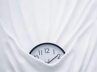 Bij de Slapelozen tikt de tijd én de biologische klok