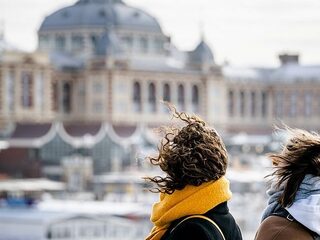 Hoe blijf je staan bij windkracht 10? 'Zorg voor een zo klein mogelijk oppervlak'