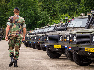 Mart de Kruif: 'We moeten stoppen met defensie aan te sturen als een speedboot'