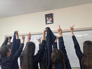 Een dikke middelvinger naar het Iraanse regime