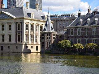 Marnix van Rij (CDA) wint Gouden Dolk voor grootste verraad op het Binnenhof