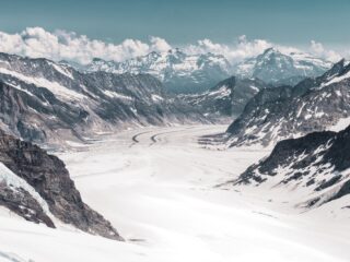 Gletsjers in de Alpen smelten harder dan gedacht: 'Meer dan de helft van het ijs is verdwenen'