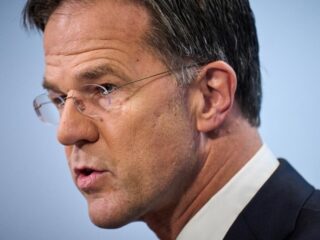 VVD-prominent Verwaayen: als Rutte door wil, moet hij dat vooral doen