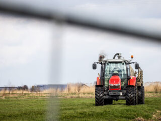 Jonge boeren voorzichtig positief over toekomst: 'Geloof dat er een weg is die recht doet aan alle partijen'