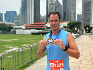 77 marathons in 40 landen, Sunny Schippers liep ze uit en schreef er een boek over