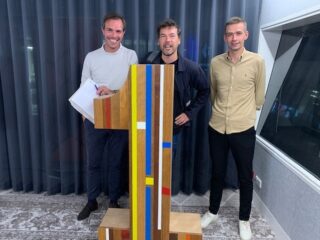 'Max doet gewoon niets anders dan normaal'