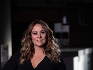 Trijntje Oosterhuis: 'Zingen is een huwelijk met je hart'