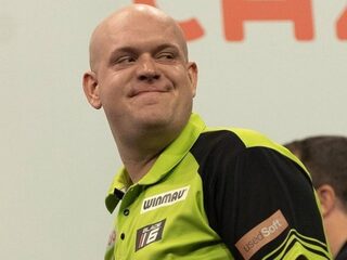 WK darts begonnen in 'Ally Pally': alles over de favorieten en de 'kale sloopkogel uit Vlijmen'