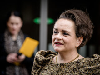 Staatssecretaris Van Huffelen: 'We zijn op alle fronten kwetsbaar voor digitale aanvallen uit Rusland'