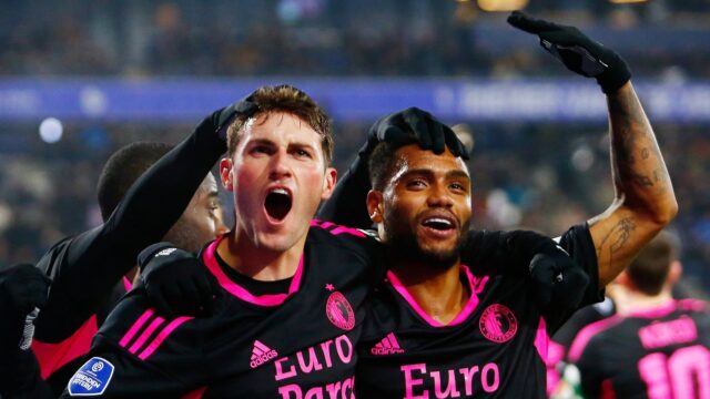 Naast Spakenburg ook Feyenoord in de halve finales van de KNVB-beker