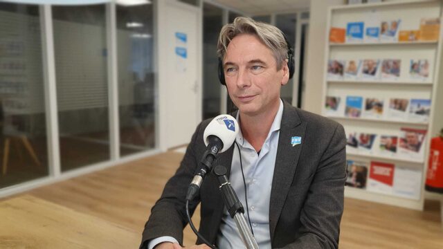 Tuur Elzinga (FNV) waarschuwt voor 'hete herfst'