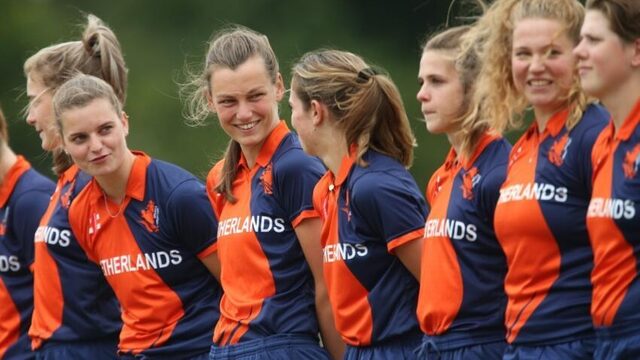 Cricketvrouwen via omweg uit zuidelijk Afrika terug in Nederland