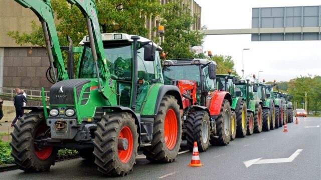 Twee boeren over de eerste gesprekken tussen kabinet en boeren