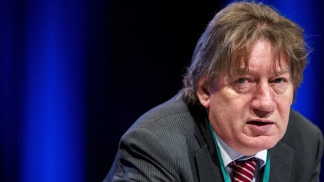 Rob de Wijk: training Oekraïense militairen niet genoeg om Oekraïne oorlog te laten winnen