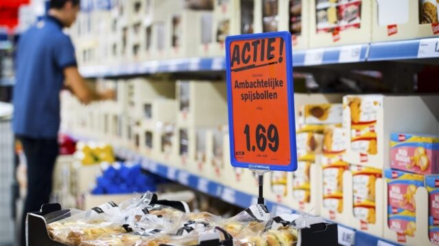 Stand.nl: 'Supermarkten moeten stoppen met het promoten van ongezond eten'