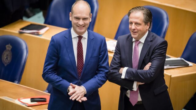 Oud-D66 partijleider Pechtold waarschuwt Segers voor zwart gat na vertrek uit politiek