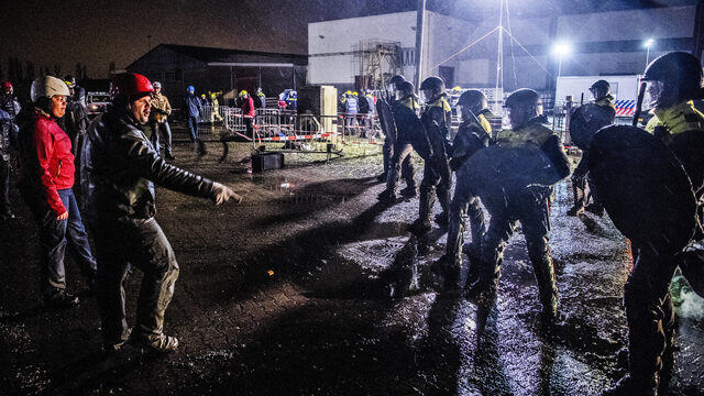 Handhaven coronamaatregelen én vuurwerkverbod voor politie geen topprioriteit met oud en nieuw