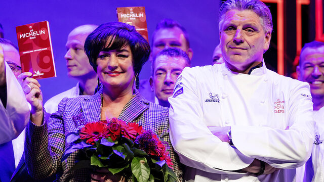 Nog nooit was de vraag om horecapersoneel zó groot: 'GGD is de grote concurrent'