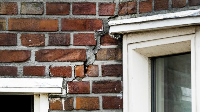 Gedupeerden met beschadigde huizen in Twente blijven wachten