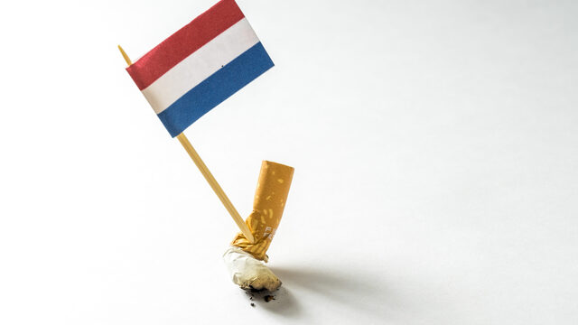 Stand.nl: Alle supermarkten moeten per direct stoppen met de verkoop van sigaretten