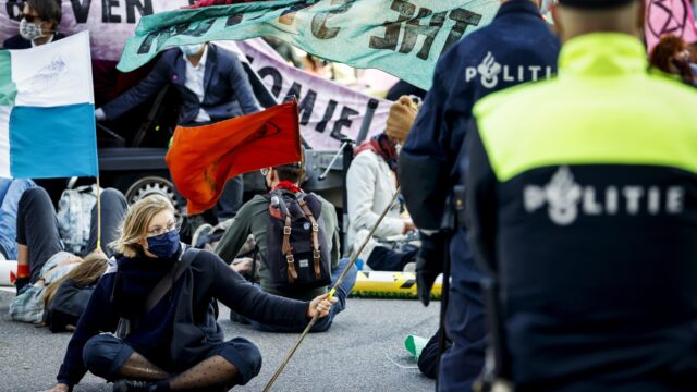 Podcast De Dag: hoe Extinction Rebellion zich in de kijker speelt