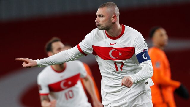 Transfersensatie in Sittard met Turkse topspits Yilmaz: 'Al extra ring op stadion gezet'