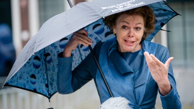 Werkgeversvoorvrouw Thijssen: 'FNV kan fluiten naar twaalf procent loonsverhoging'
