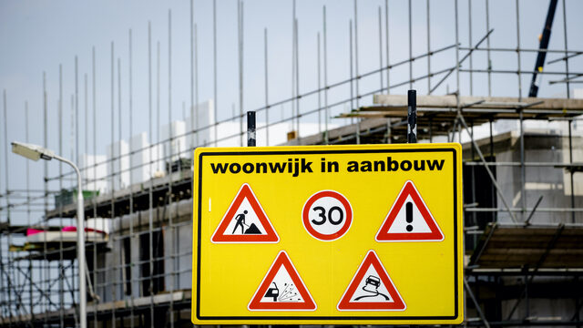 'Klaas Knot loopt tegen zijn eigen beleid': 5 vragen over de miljardentekorten voor huizen