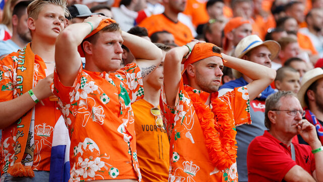 Oranje uitgeschakeld op EK: 'We werden echt afgetroefd'