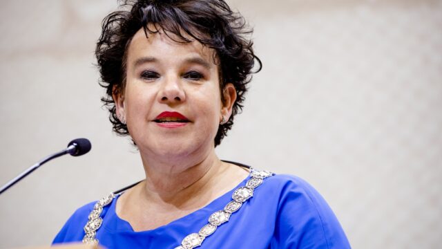 Burgemeester van Utrecht Sharon Dijksma goed voorbereid op boerenprotesten tijdens Vuelta