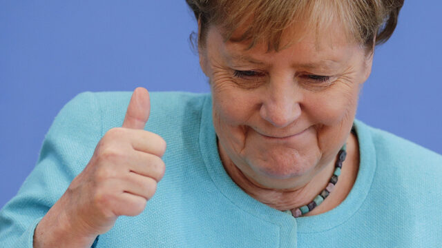 Natascha van Weezel: leiderschapsstijl Merkel nodig in Nederland
