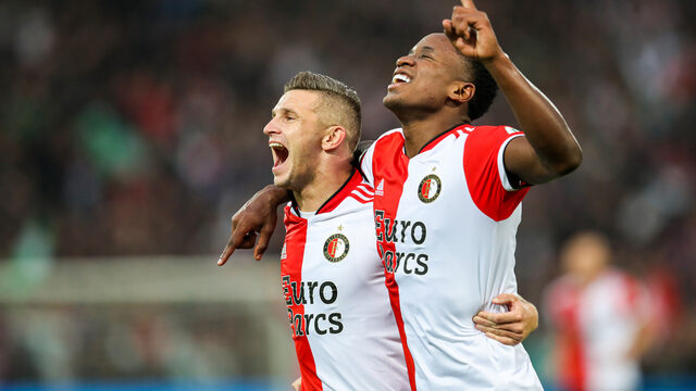 Vuurwerkshow Feyenoord in de Kuip, Vitesse houdt Anderlecht op 3-3