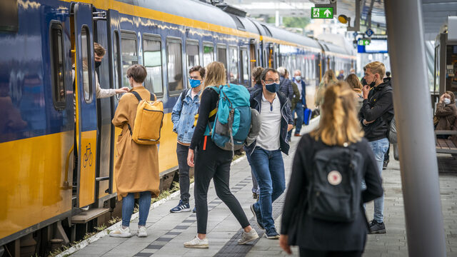 Seksuele intimidatie in openbaar vervoer: wordt het te weinig gemeld?
