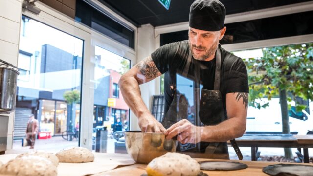Bakkers voeren actie tegen hoge energieprijzen: 'Ongeveer de helft dreigt om te vallen'