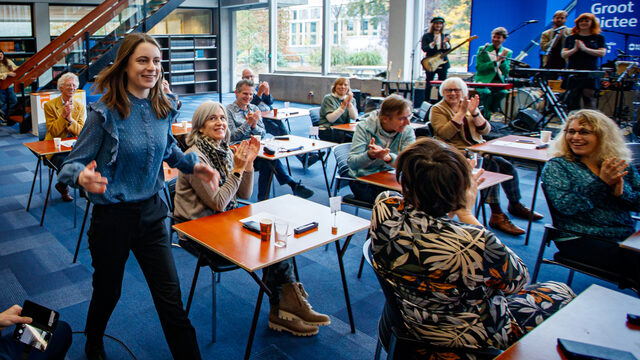 Suzanne Voets (20) wint het Groot Dictee met slechts drie fouten