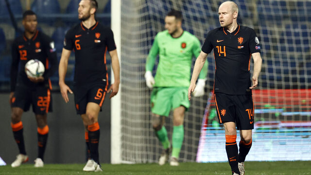 Oranje laat eerste kans op WK-plaatsing uit handen glippen