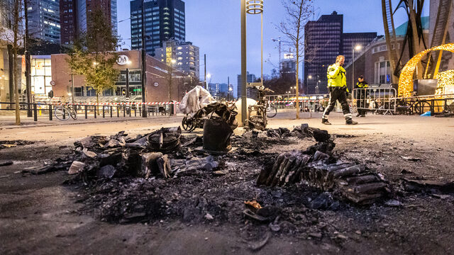 Rellen in Rotterdam: 'Demonstratie werd gebruikt als excuus om te gaan rellen'