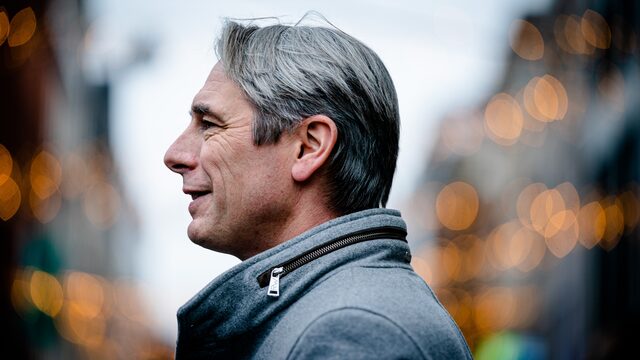 FNV-voorzitter over nieuwe pensioenwet: iedereen gaat erop vooruit