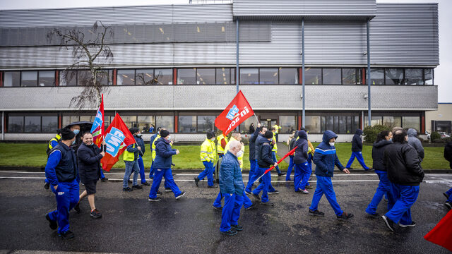 Vakbond FNV denkt na over verdienmodel als leden blijven afnemen
