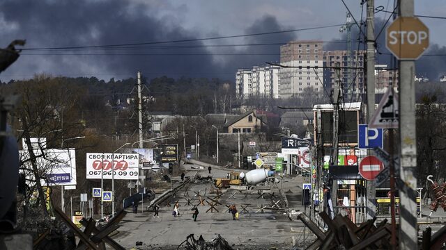 Kiev raakt verder omsingeld en Russische aanvallen nu ook in het westen van Oekraïne