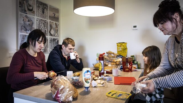 16.000 aanmeldingen om Oekraïeners op te vangen: 'Besef wat de consequenties zijn als je iemand in huis haalt'