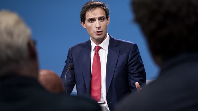 Kandidaat-voorzitter CD&V Sammy Mahdi over takenpakket Hoekstra: ‘Ik kan geen twee jobs tegelijk’
