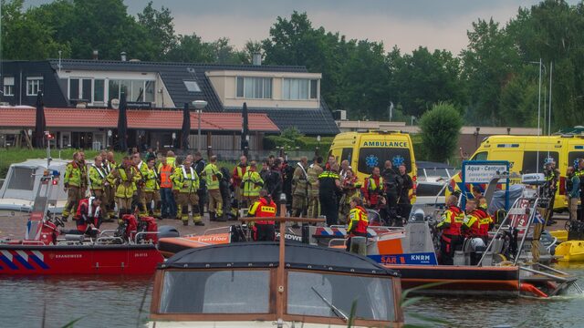 Zoektocht naar slachtoffers gezin Veluwemeer blijft voortduren