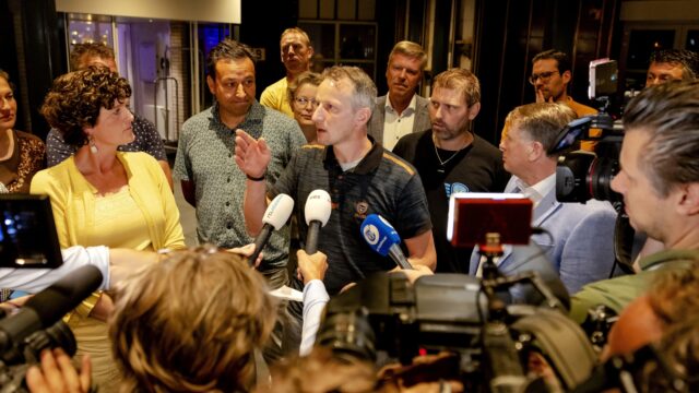 Boerin Tineke praat wèl met Remkes en Rutte: 'Hoop dat ze rug rechthouden'