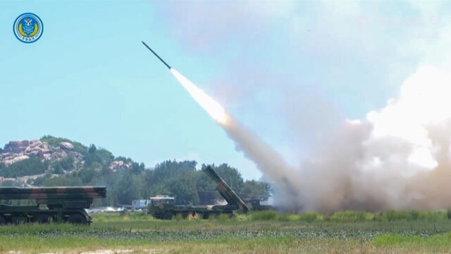 Raketten Chinese militaire oefeningen in Japanse wateren terecht gekomen