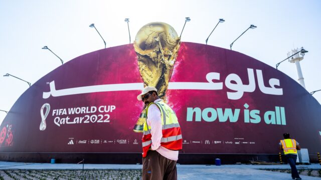 Sportforum over Oranjefans die zich door Qatar laten betalen: 'Je moet je niet willen verkopen aan de duivel'